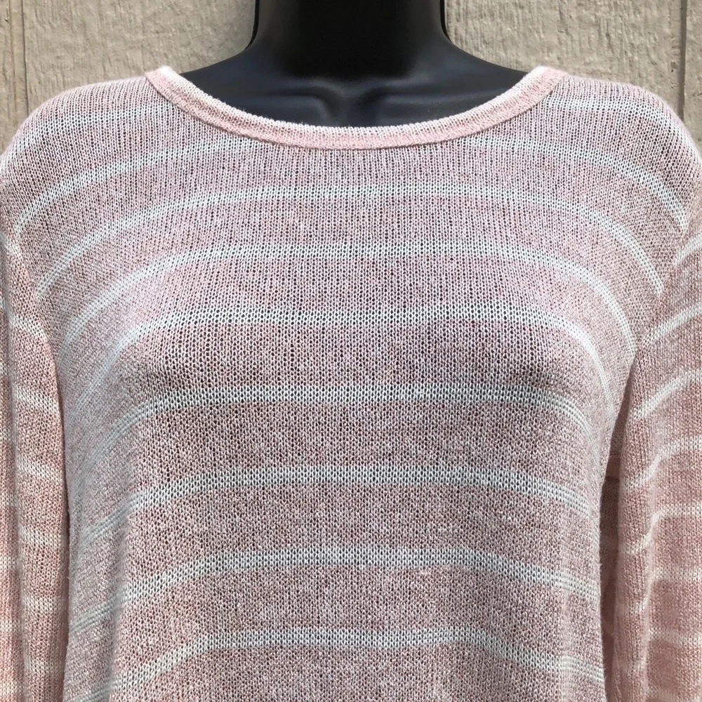 Anthropologie Beige Sweater with White Lace Detail - Picture 5 of 9